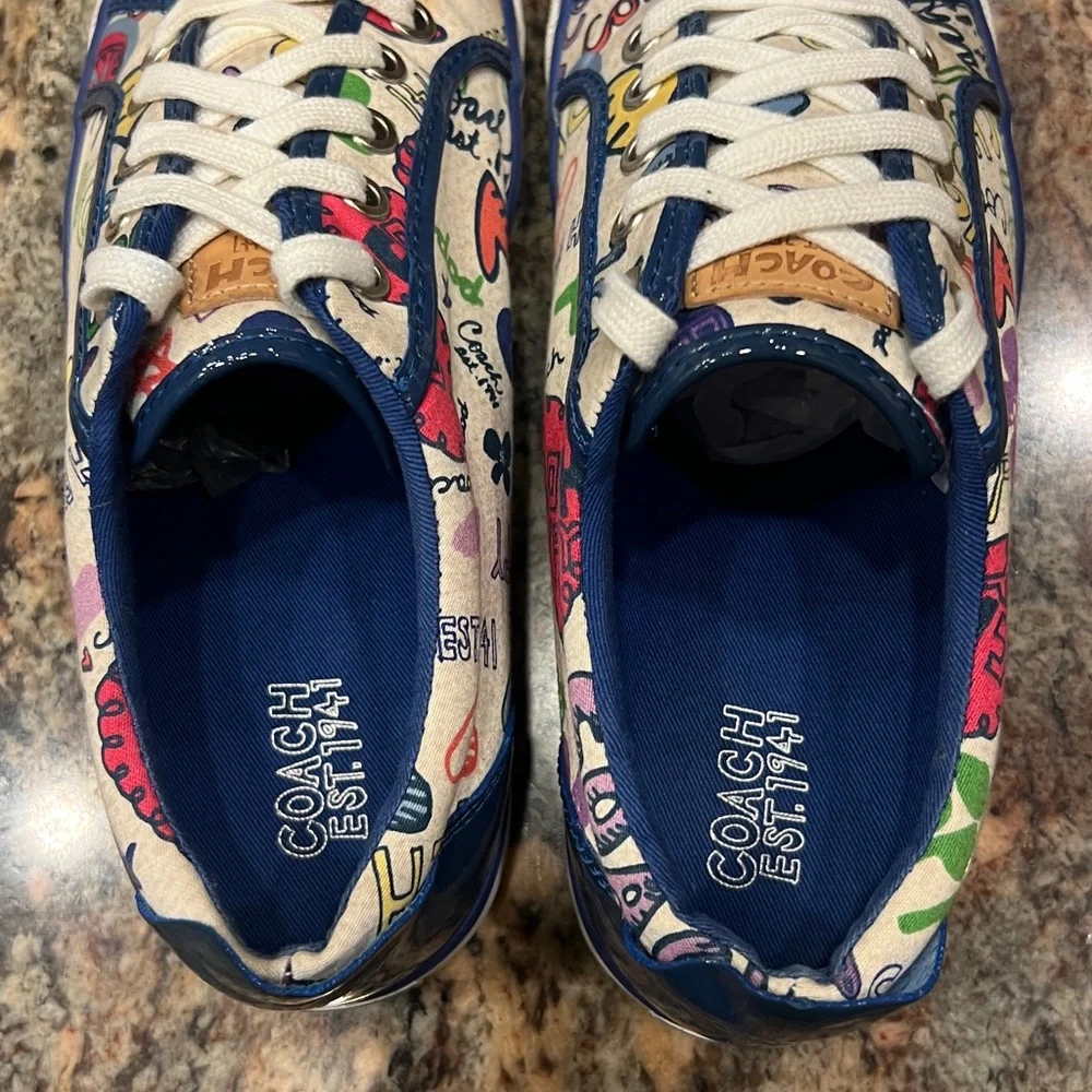Coach Barrett Poppy Floral canvas sneakers with a blue and white graffiti SZ 8.5